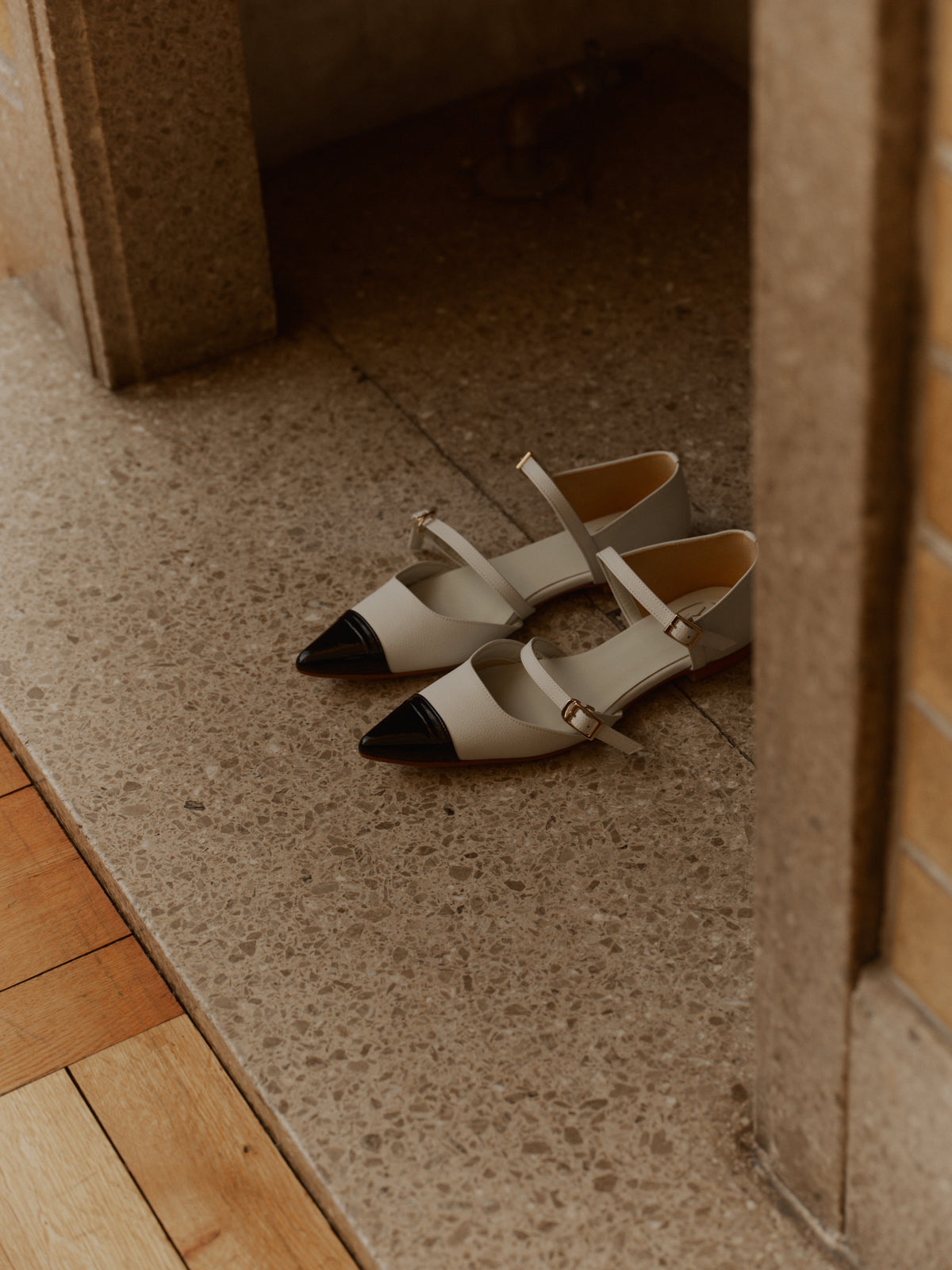 ダブルストラップセパレートフラット/ホワイト