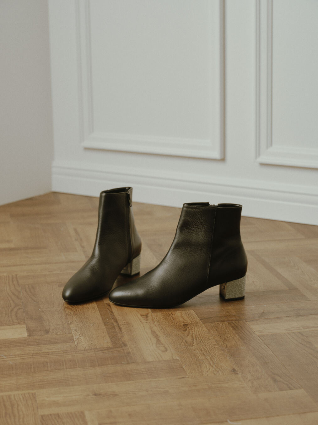 ヒールを着せ替えできるブーツ/ブラック