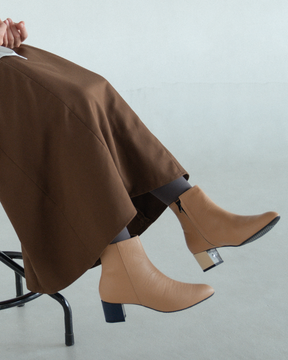 ヒールを着せ替えできるブーツ/キャメル